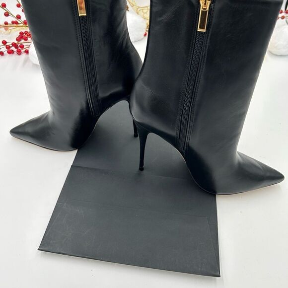 Women’s
Schutz black soft leather ankle boots size 40 made in Brazil - Picture 7 of 12